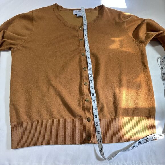 Carmen By Carmen Marc Valvo Women Tan  Cardigan Sweater with Gold Buttons Sz XL - Picture 4 of 11